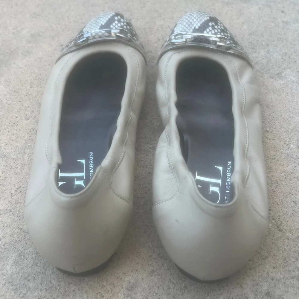 AGL Women's Beige Leather Snakeskin Silver Toe Caps Flats Size 43 EUR / 12 US
